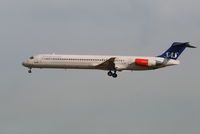 LN-RML @ EBBR - Flight SK593 is descending to RWY 25L - by Daniel Vanderauwera