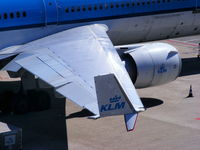 PH-KCK @ EHAM - KLM Royal Dutch Airlines - by Chris Hall