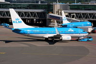 PH-BGD @ EHAM - KLM Royal Dutch Airlines - by Chris Hall