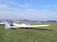 OO-MLV @ EBDT - 27th International Oldtimer Fly-In 14 Aug 2010

Schaffen - Diest Belgium - EBDT - by Henk Geerlings