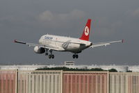 TC-JPB @ EBBR - Flight TK1937 is descending to RWY 25L - by Daniel Vanderauwera