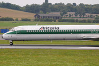 I-DATG @ VIE - Alitalia - by Chris Jilli