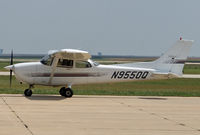 N9550Q @ KDEC - Taxiing for take off at Decatur, Illinois. - by Doug Wolfe