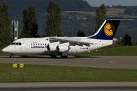 D-AVRA @ LFSB - taxying to the active