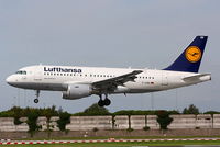 D-AIBB @ EGCC - Lufthansa Airbus	 A-319-114 c/n 4182 - by Chris Hall