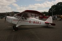 G-BSDJ @ EGUB - Taken at RAF Benson Families Day, August 2009 - by Steve Staunton