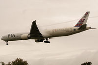 AP-BHW @ LHR - Pakistan International Airways