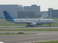 PK-GPJ @ AMS - Ready for take off - by Willem Goebel