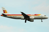 EC-HTB @ VIE - Iberia