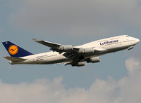D-ABVR photo, click to enlarge D-ABVR photo, click to enlarge