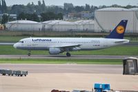 D-AIQU @ EHAM - Lufthansa taxiing for departure to EDDF - by Robert Kearney