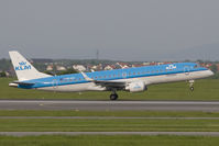 PH-EZC @ LOWW - KLM EMB190 - by Andy Graf-VAP