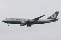 B-16462 @ LOWW - Eva Air 747-400