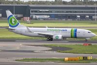 PH-HSA @ EHAM - Transavia ready to go - by Robert Kearney