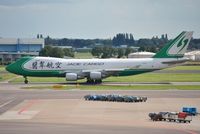 B-2422 @ EHAM - Jade taxiing for take-off - by Robert Kearney