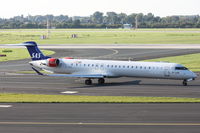 OY-KFL @ EDDL - SAS, Canadair CL-600-2D24 Regional Jet CRJ-900ER, CN: 15246,  Aircraft Name: Regin Viking - by Air-Micha