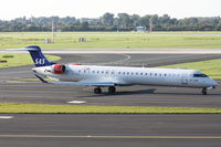 OY-KFL @ EDDL - SAS, Canadair CL-600-2D24 Regional Jet CRJ-900ER, CN: 15246,  Aircraft Name: Regin Viking - by Air-Micha