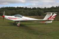 G-MOAN @ X5SB - Aeromat AMT-200S Super Ximango at The Yorkshire Gliding Club, Sutton Bank, UK in August 2010. - by Malcolm Clarke