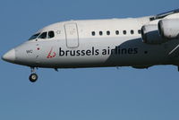 OO-DWC @ EBBR - Flight SN3200 is descending to RWY 25L - by Daniel Vanderauwera