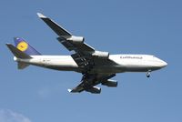 D-ABVT @ MCO - Lufthansa 747-400 - by Florida Metal