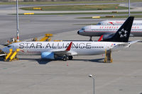 OE-LNT @ VIE - Lauda Air - by Chris Jilli