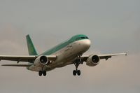 EI-DET @ EGLL - Taken at Heathrow Airport, June 2010 - by Steve Staunton