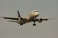 EI-DSG @ EGLL - Taken at Heathrow Airport, June 2010 - by Steve Staunton