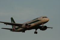 EI-DTO @ EGLL - Taken at Heathrow Airport, June 2010 - by Steve Staunton