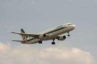 I-BIXT @ EGLL - Taken at Heathrow Airport, June 2010 - by Steve Staunton