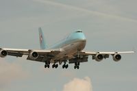 HL7489 @ EGLL - Taken at Heathrow Airport, June 2010 - by Steve Staunton