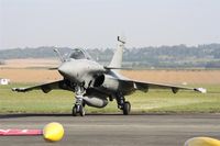 21 @ LFPT - on display at Pontoise - by juju777