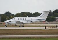 N337MT @ ORL - Beech 200