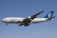 ZK-NBV @ EGLL - Air New Zealand 747-400 - by Andy Graf-VAP