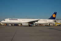 D-AISH @ LOWW - Lufthansa Airbus 321 - by Dietmar Schreiber - VAP