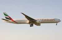 A6-EBR @ EGLL - Emirates 777-300 - by Andy Graf-VAP
