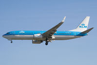 PH-BGA @ EGLL - KLM 737-800
