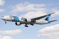 SU-GDM @ EGLL - Egypt Air 777-300