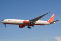 VT-ALO @ EGLL - Air India 777-300