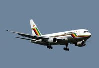 Z-WPF @ EGKK - Gatwick , RNY.08   September 2005