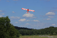 N11721 @ 7B9 - Steep pullup after picking up a banner at Ellington, CT - by Dave G