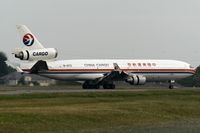B-2172 @ ELLX - decelerating after touchdown - by Friedrich Becker
