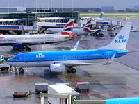 PH-BGD @ EHAM - KLM Royal Dutch Airlines - by Chris Hall