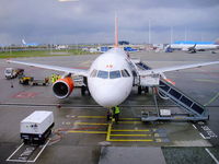 G-EZAW photo, click to enlarge G-EZAW photo, click to enlarge
