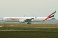 A6-EBQ @ VIE - Emirates - by Joker767