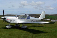 G-XIXI - G-XIXI at Bodmin Airfield, Cornwall - by John Elder