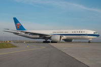 B-2075 @ LOWW - China Eastern Boeing 777-200 - by Dietmar Schreiber - VAP