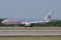 N7375A @ DFW - American Airlines at DFW Airport - by Zane Adams