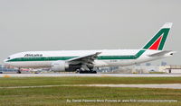EI-DBK @ KMIA - Alitalia Taxing to the gate after landing on RWY 26 at Miami International Airport. - by dpalestinod