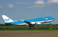 PH-BFP @ EHAM - Schiphol May 2006 - by Terence Burke