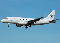 D-ALIE @ LEBL - On final to RWY 25R.